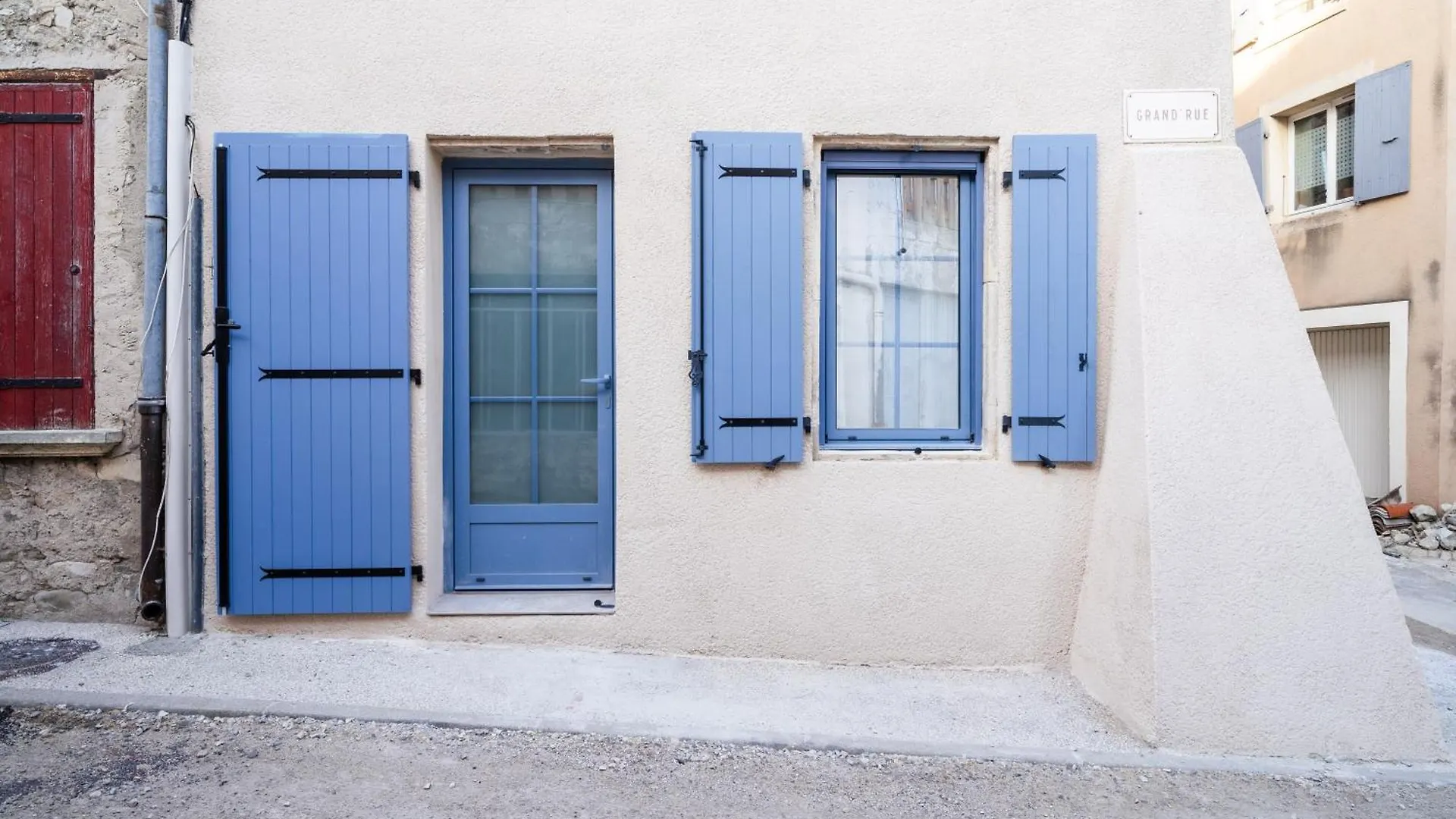 La Barule Apartment Charols