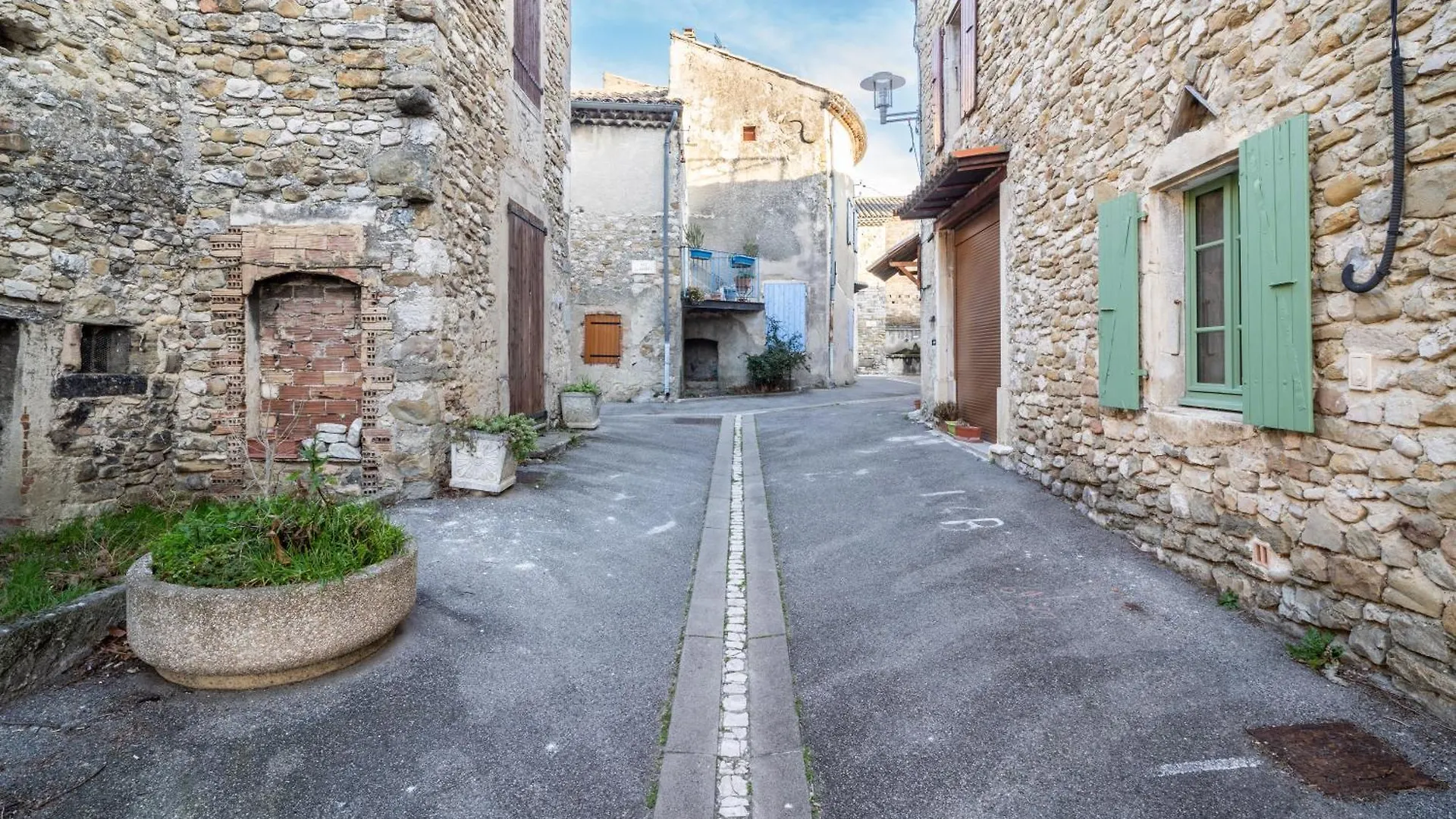 La Barule Apartment Charols